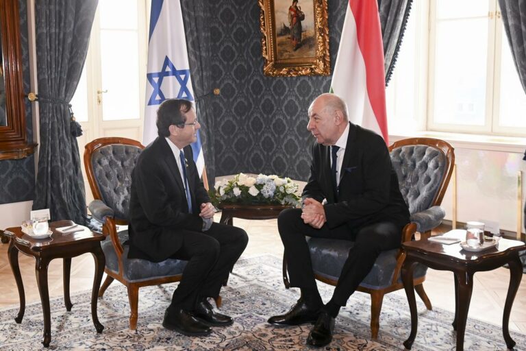 Hungary Israel Sulyok Herzog