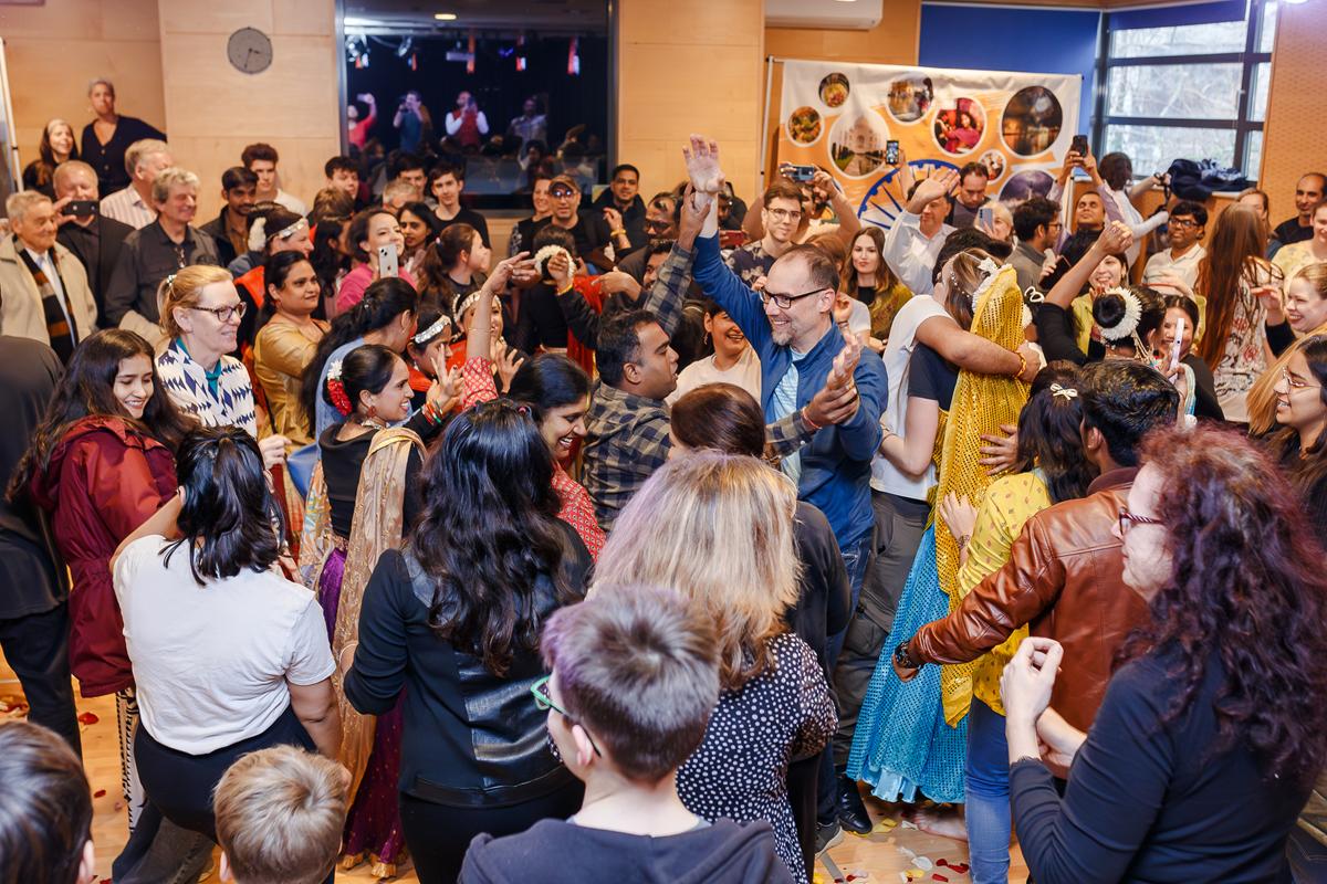 Celebrazione di Holi a Budapest, Ungheria 2025
