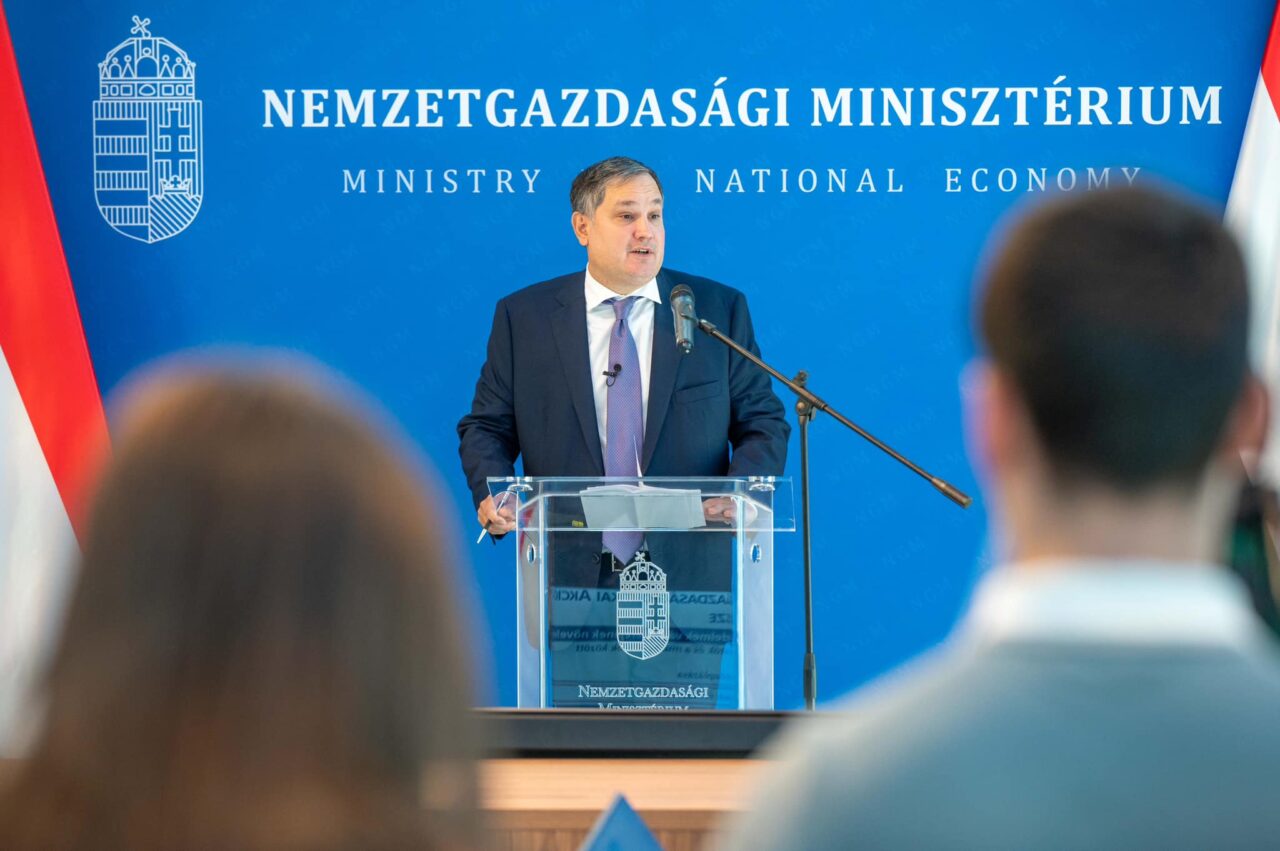 Only the Hungarian GDP shrank in the EU