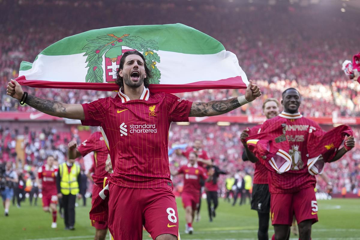 szoboszlai hungary liverpool champion