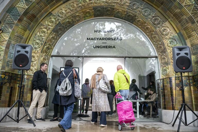 Hungarian pavilion's exhibition at the Venice Architecture Biennale 2